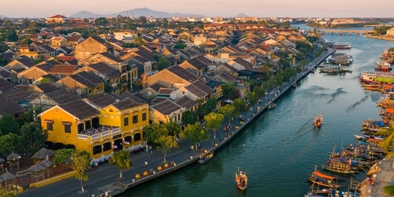 Quảng trường sông Hoài mang đậm văn hóa Hội An xưa