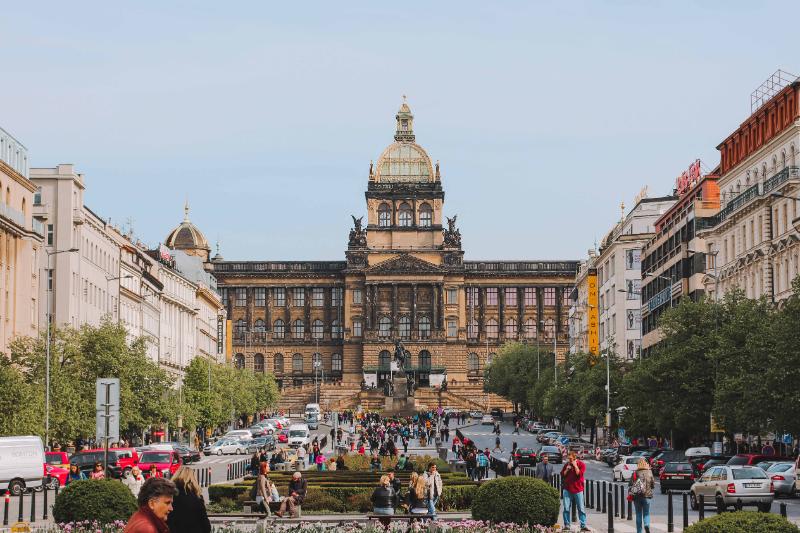 Quảng trường Wenceslas - trung tâm thương mại và giải trí