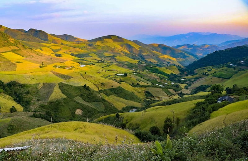 Săn mây ở Điện Biên Đông cực đẹp