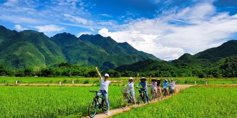 Sống thanh tịnh, bình yên tại bản Lác