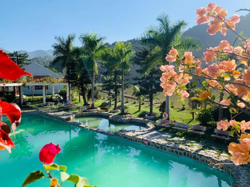 Suối nước nóng Uva khu vực huyện Điện Biên