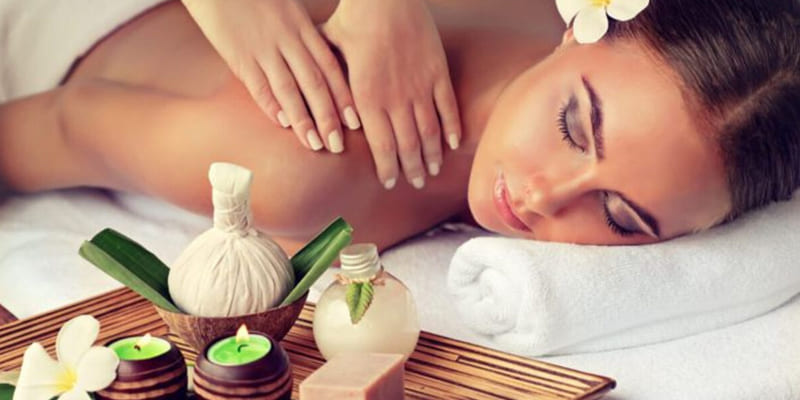 Tận hưởng dịch vụ massage 5 sao, xua tan mệt mỏi sau 1 ngày khám phá