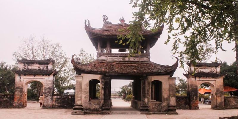 Tham quan, tận hưởng không gian tĩnh lặng, yên bình ở Chùa Dâu