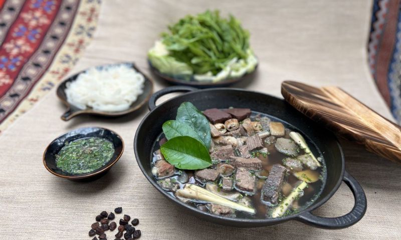 Thắng cố là món ăn mang bản sắc riêng của Tả Van Sapa