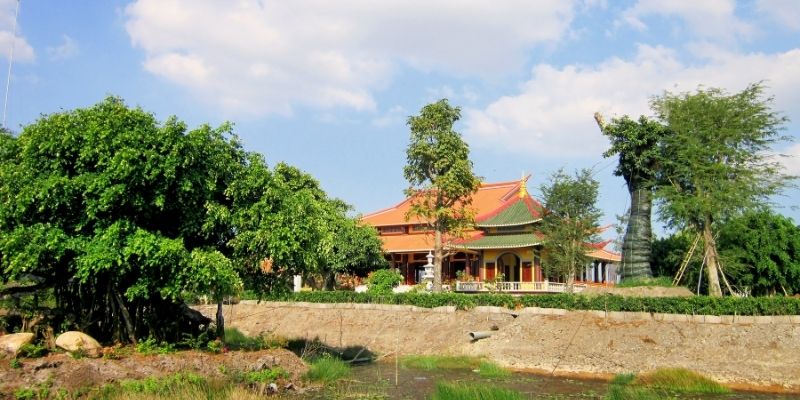 Khu tăng xá giản dị, yên bình, nơi chư tăng sinh hoạt