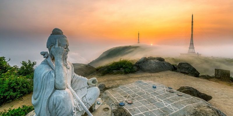 Toàn cảnh đỉnh Bàn Cờ nhìn từ trên cao