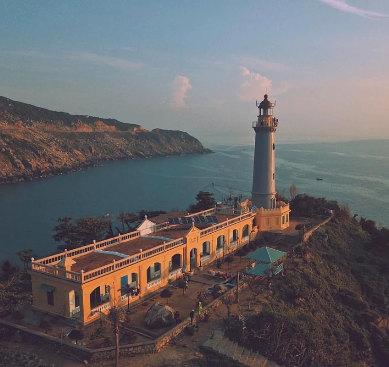 Toàn cảnh kiến trúc mũi Mũi Điện