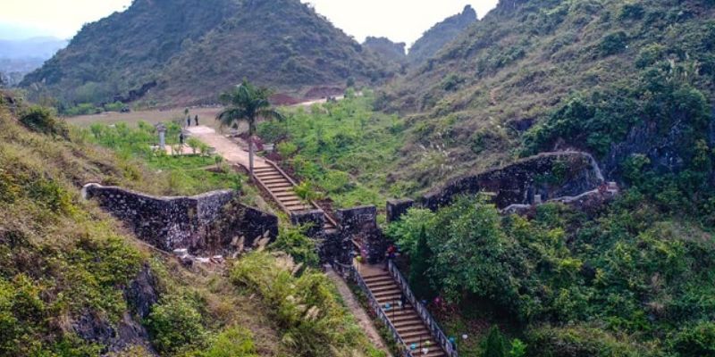 Tổng quan khu di tích thành Nhà Mạc 