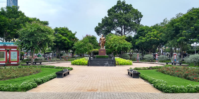 Tượng đài nhạc sĩ Lưu Hữu Phước - Biểu tượng văn hóa nổi bật của công viên