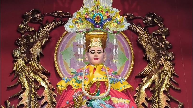 Tượng Thiên Hậu Thánh Mẫu