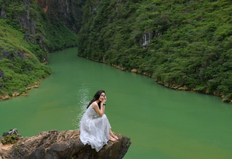 Vẻ đẹp hút lòng người tại Hẻm Tu Sản