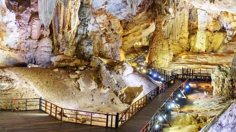 Vẻ đẹp như thế giới cổ tích của Động Thiên Đường