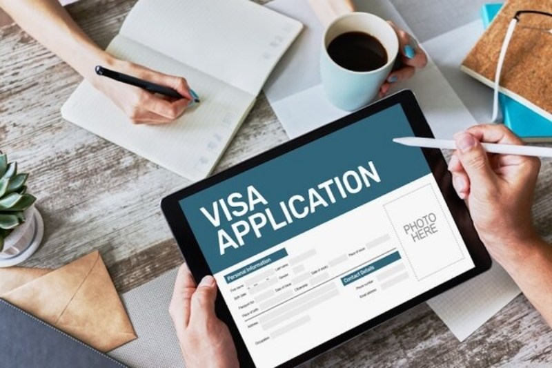 Bạn nên nộp hồ sơ xin Visa sớm để tránh lỡ dở công việc