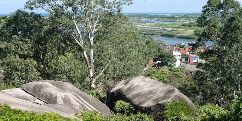 Núi Thọ ghi dấu chân hàng triệu du khách lui tới