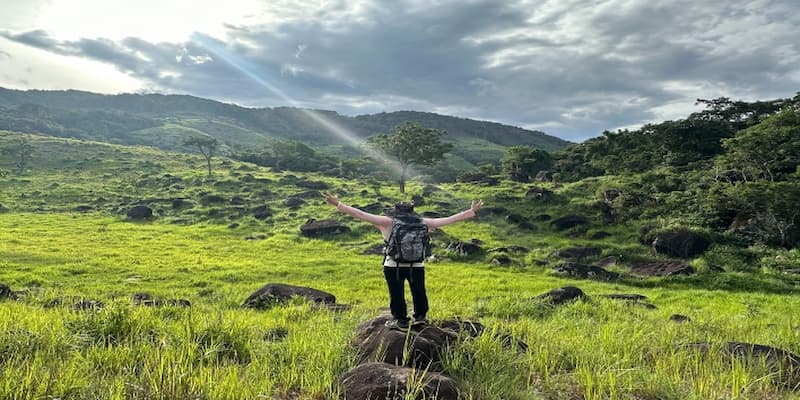 Thử thách bản thân Trekking trên con đường dẫn tới Núi Chúa