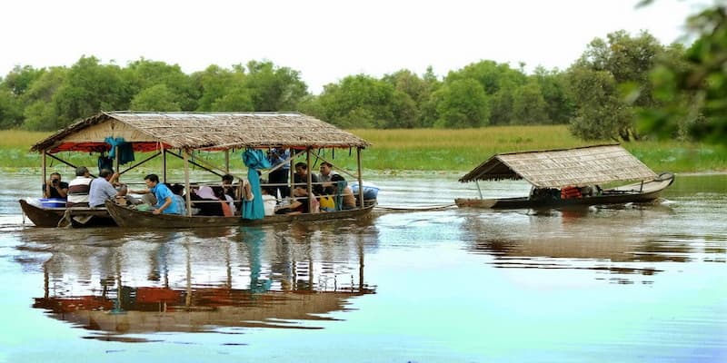 Săn ảnh Sếu Đầu Đỏ vào mùa khô trong năm