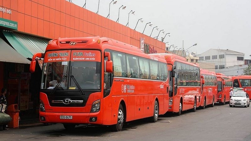 Xe cộ rất thuận tiện tới địa danh tham quan