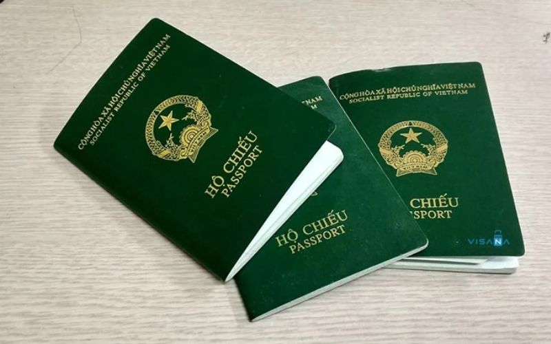 Xin visa đến Singapore cần hộ chiếu còn hạn ít nhất 6 tháng 